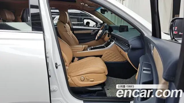 Genesis GV80 2022 — ფოტო 17/20
