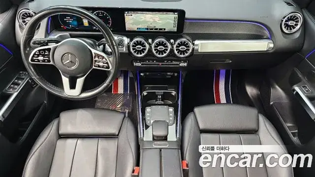 Mercedes-Benz GLB-Class 2021 — Фото 7/20