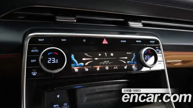 Genesis GV80 2022 — Şəkil 16/20