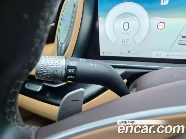 Genesis G90 2023 — Photo 15/20