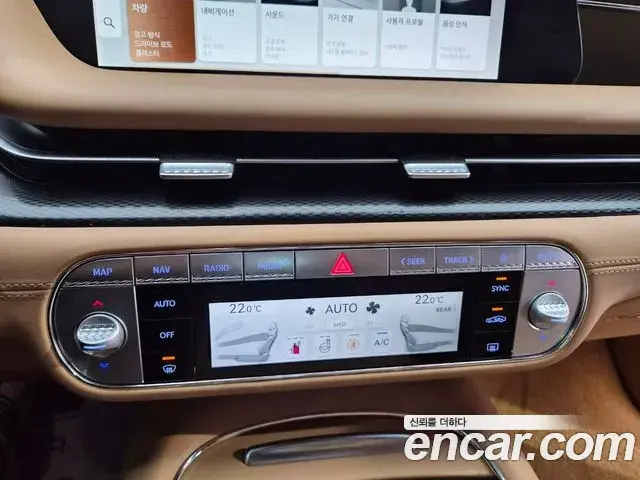 Genesis G90 2023 — Photo 13/20