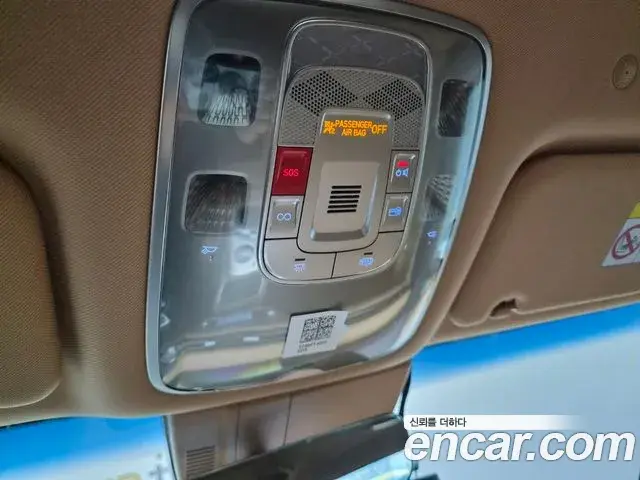 Genesis G90 2023 — Photo 17/20