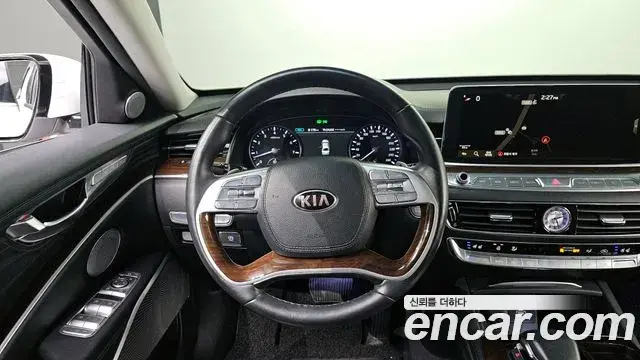 Kia The K9 2018 — ფოტო 7/20