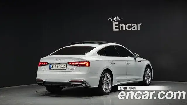Audi A5 2021 — Фото 2/20