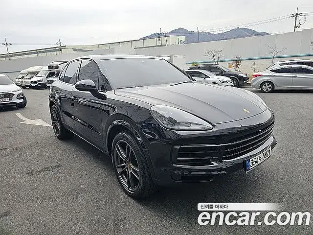 Porsche Cayenne 2019 — Şəkil 12/20