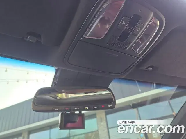 Kia Stinger 2018 — Şəkil 17/20