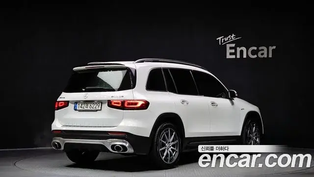 Mercedes-Benz GLB-Class 2021 — Şəkil 14/20