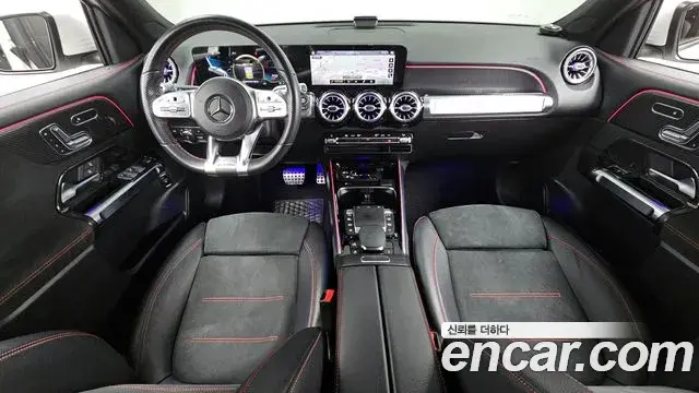 Mercedes-Benz GLB-Class 2021 — Şəkil 17/20