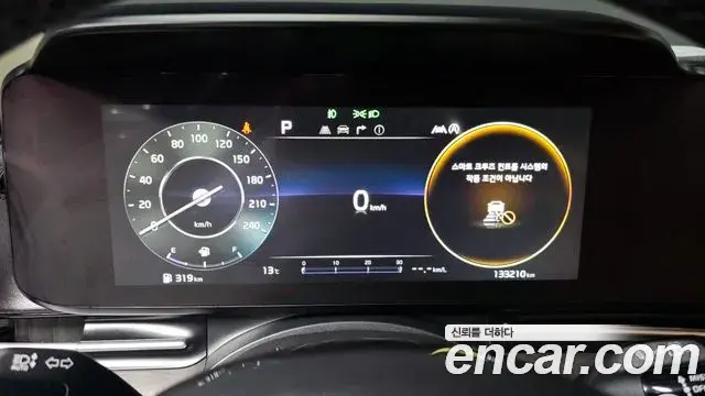 Kia Carnival 2021 — Фото 8/20