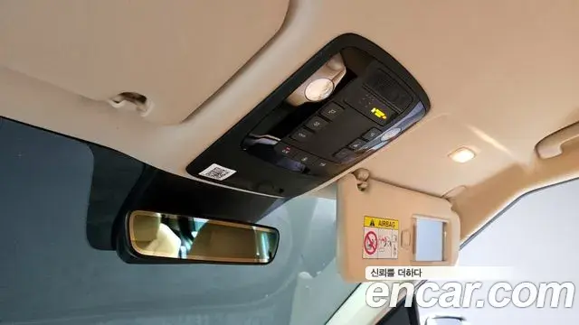Kia Carnival 2021 — Фото 19/20