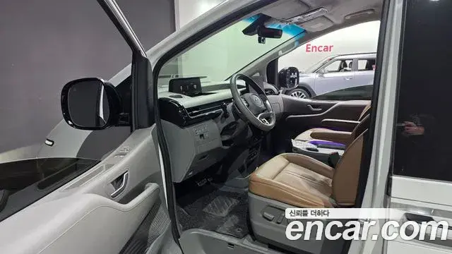 Hyundai Staria 2022 — Фото 10/20