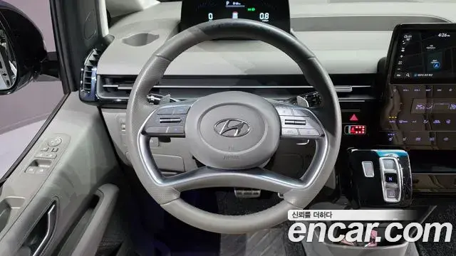 Hyundai Staria 2022 — Фото 12/20
