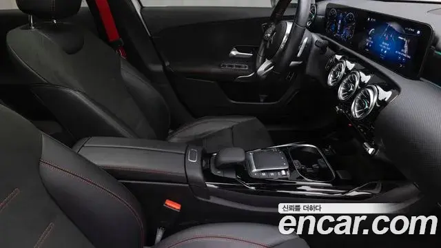 Mercedes-Benz A-Class 2021 — ფოტო 19/20