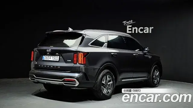 Kia Sorento 2021 — Şəkil 18/20