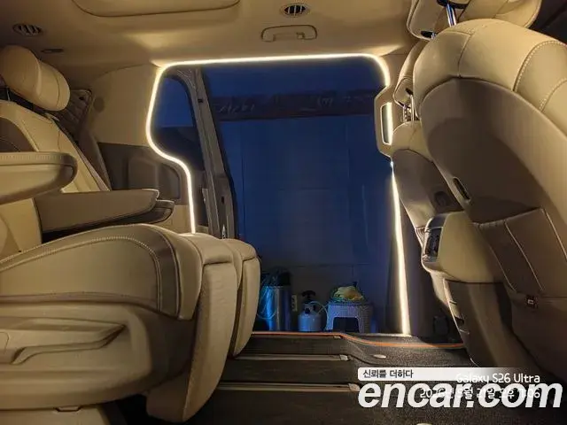 Kia Carnival 2024 — Фото 8/20