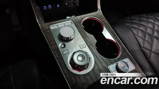 Genesis GV80 2024 — Photo 18/20