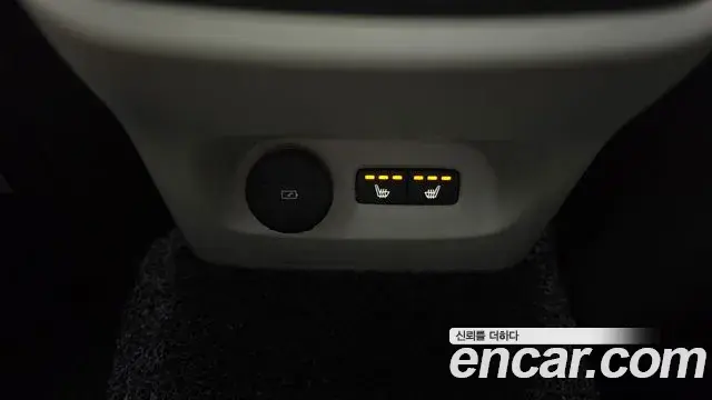 Volvo XC40 2023 — Şəkil 4/20