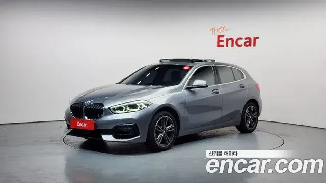 BMW 1 Series 2023 — ფოტო 16/20