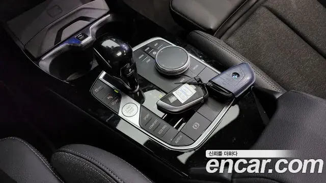 BMW 1 Series 2023 — ფოტო 1/20