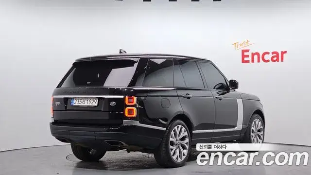 Land Rover Range Rover 2021 — Photo 15/20