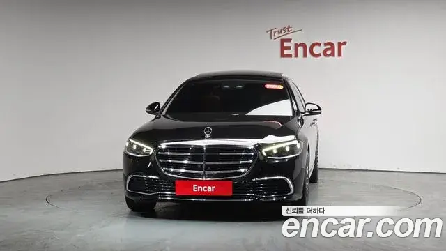 Mercedes-Benz S-Class 2022 — Photo 4/20