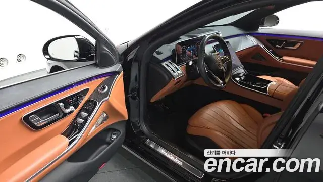 Mercedes-Benz S-Class 2022 — Photo 15/20