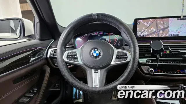 BMW 5 Series 2022 — Photo 5/20