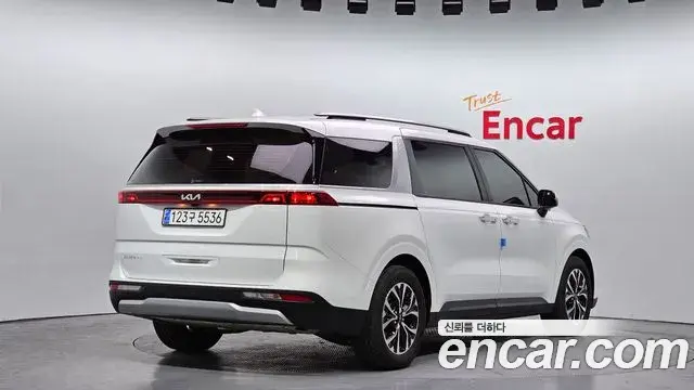 Kia Carnival 2023 — Şəkil 2/20