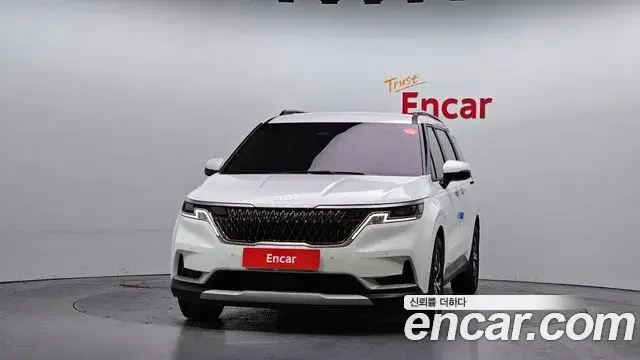 Kia Carnival 2023 — Şəkil 3/20