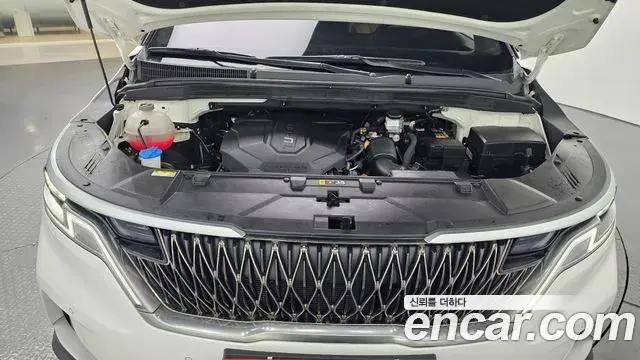 Kia Carnival 2023 — Şəkil 6/20