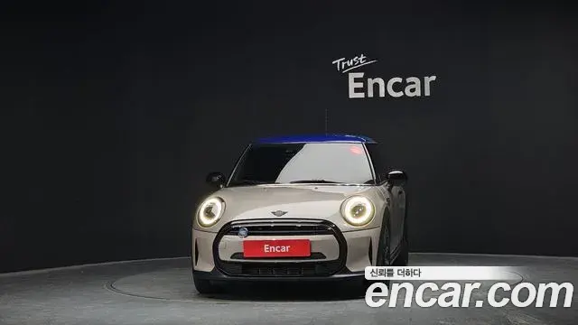 Mini Cooper 2021 — Photo 3/20