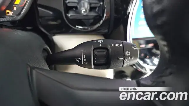 Mini Cooper 2021 — Photo 19/20