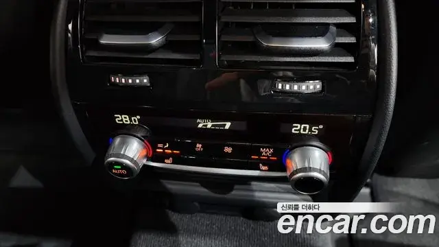 BMW 5 Series 2019 — Photo 20/20