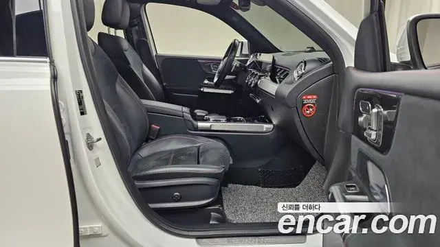 Mercedes-Benz GLB-Class 2020 — Фото 11/20