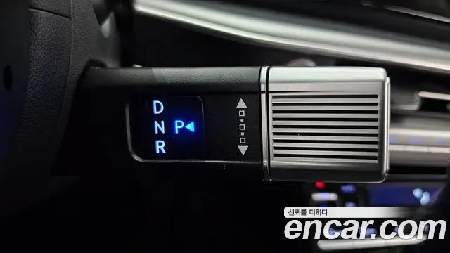 Hyundai Grandeur Hybrid 2023 — Şəkil 16/20