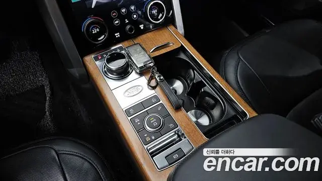 Land Rover Range Rover 2018 — Şəkil 18/20