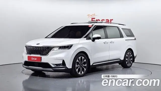 Kia Carnival 2020 — Фото 1/20