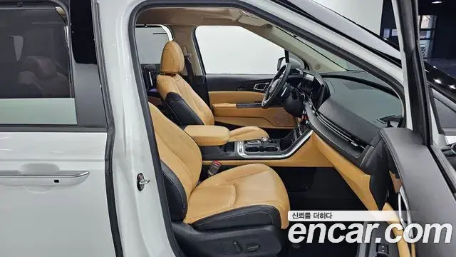 Kia Carnival 2020 — Фото 10/20