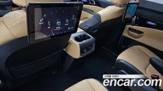 Kia Carnival 2020 — Фото 17/20