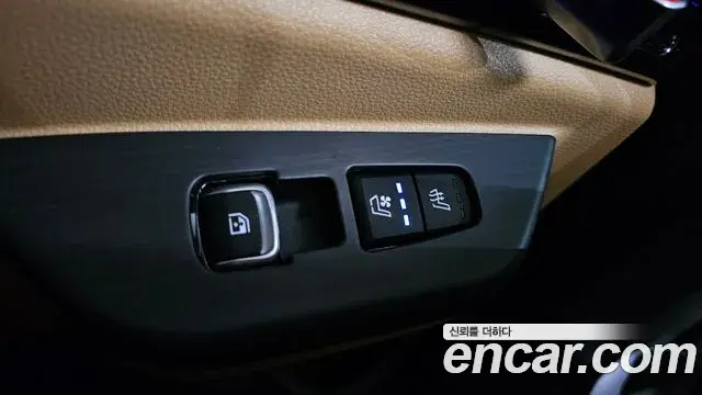Kia Carnival 2020 — Фото 18/20