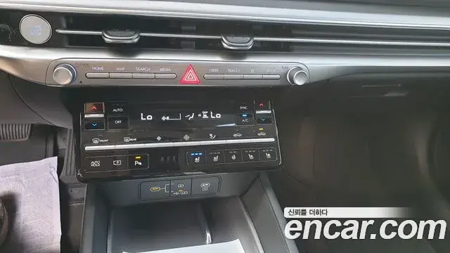 Hyundai Grandeur Hybrid 2023 — Şəkil 13/20