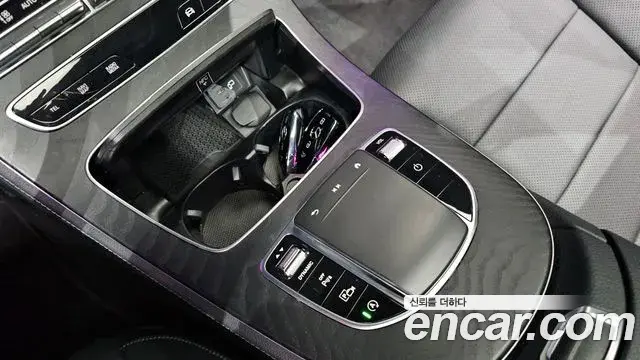 Mercedes-Benz E-Class 2022 — Şəkil 9/20