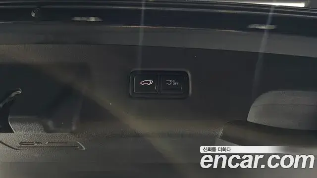 Kia Carnival 2025 — ფოტო 4/35