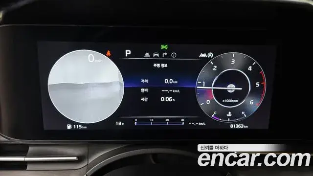Kia Carnival 2023 — Фото 8/20
