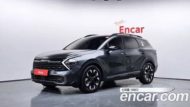 Kia Sportage 2021 — Фото 1/20