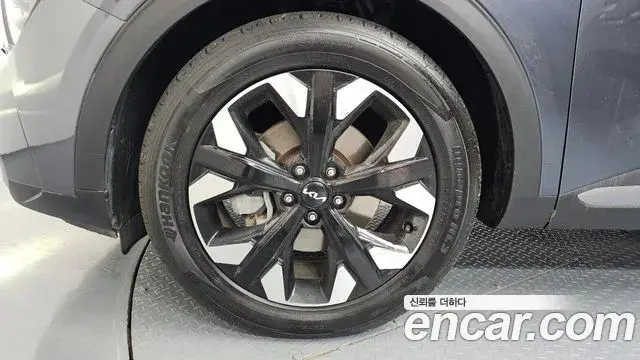 Kia Sportage 2021 — Фото 5/20