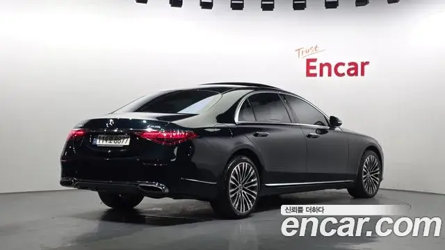Mercedes-Benz S-Class 2021 — ფოტო 7/20