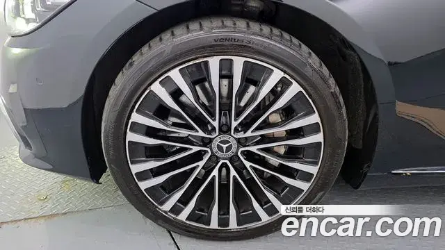 Mercedes-Benz S-Class 2021 — ფოტო 19/20