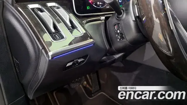 Mercedes-Benz S-Class 2021 — ფოტო 16/20