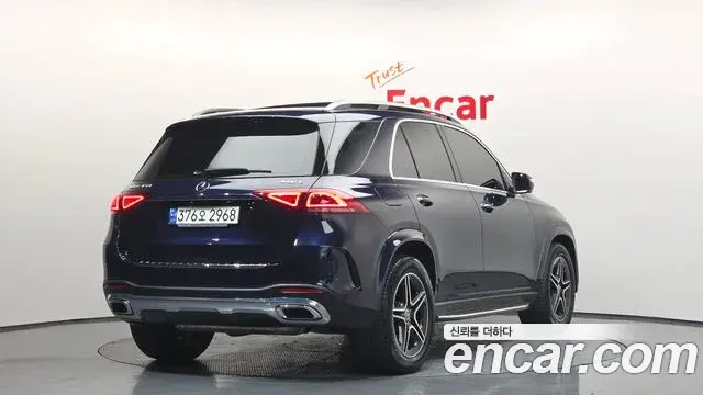 Mercedes-Benz GLE-Class 2021 — ფოტო 8/14